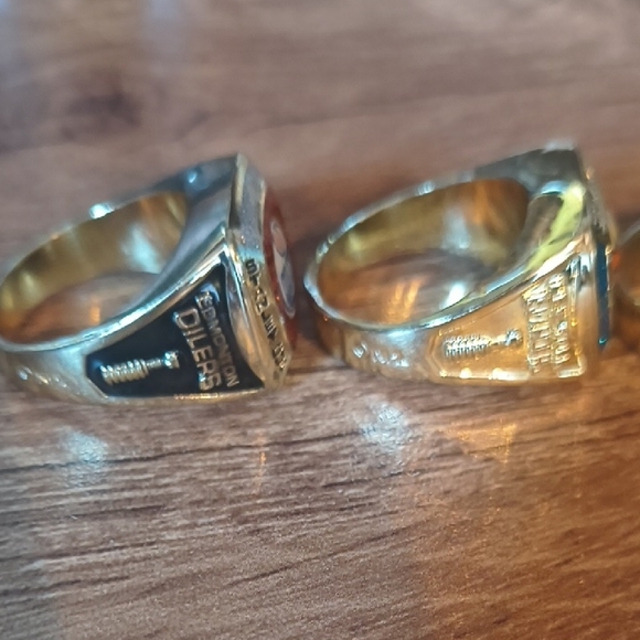 Complete Molson Canadian Stanley Cup Championship Ring Set (20 Rings) - Picture 13 of 16